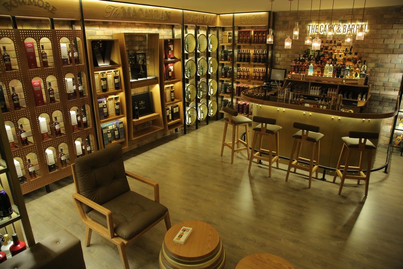 G.Vincenti & Sons Celebrates the Opening of The Cask & Barrel The First Spirits Venue of its Kind in the Middle East