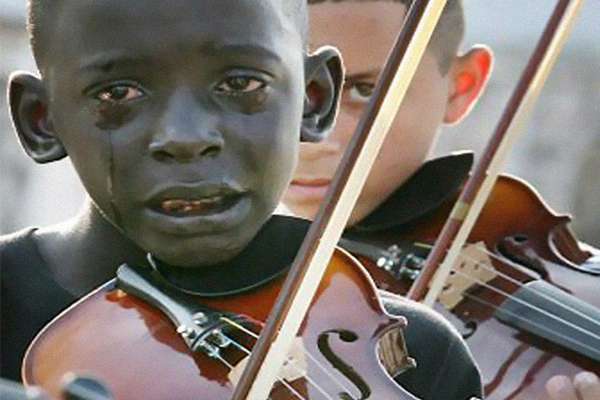 10 Powerful Photos that Speak Louder Than Words