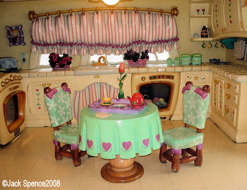 minnie mouses house