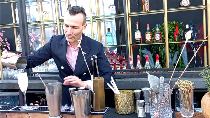  Signature Italian Cocktails at Iris Waterfront 
