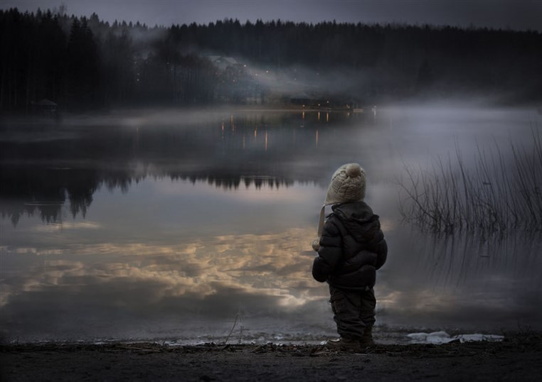 Russian Mother Takes Magical Pictures 