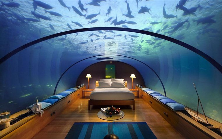 10 Amazing Hotels You Need To Visit Before You Die