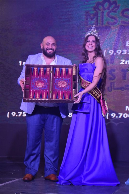 Dr. Anthony Fakhoury crowned Elise Hajjar Miss Zahle 2022