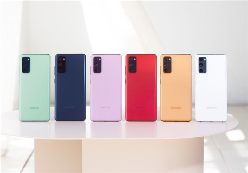 Samsung launches colourful new smartphone for fans