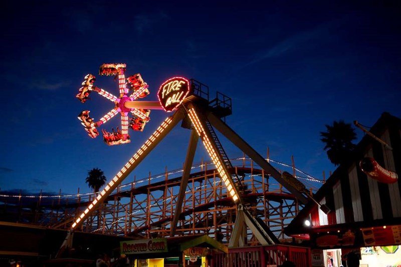 Spinning Ohio State Fair ride breaks apart