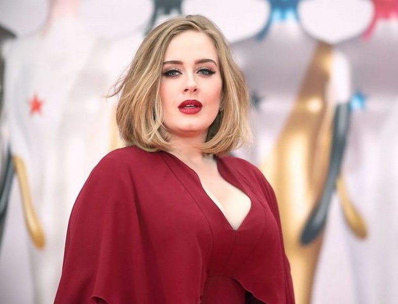 Adele confirms she is married to Simon Konecki