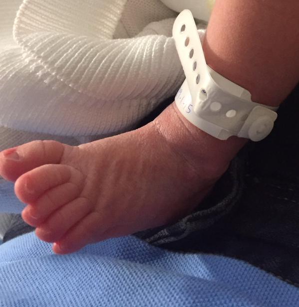 Shakira Reveals Her Newborn Son's Face To The Public