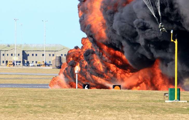 The incredible moment pilot escaped crash fireball