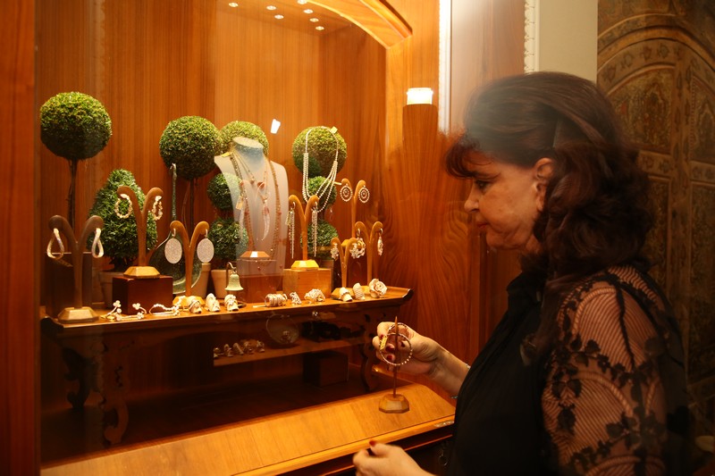 The Festive Season at Viviane Debbas