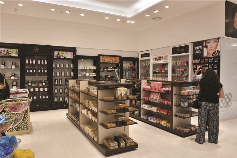 Landmark Group opens new Centerpoint and Max outlets at The Spot mall in Choueifat
