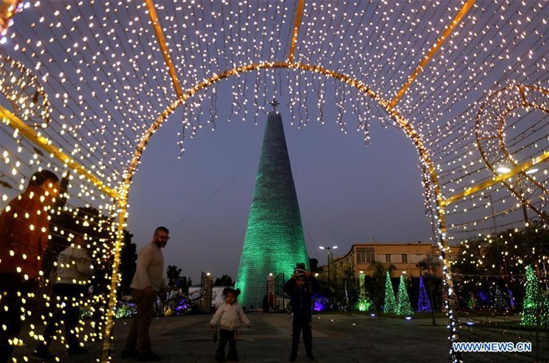 Chekka's Christmas Tree Made of Bottles Break World Record