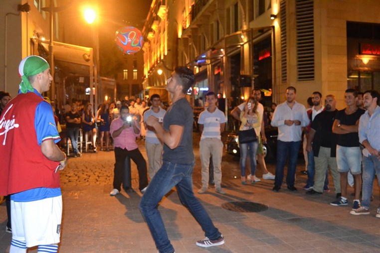 Virgin Megastore Lebanon Stunt at Uruguay Street