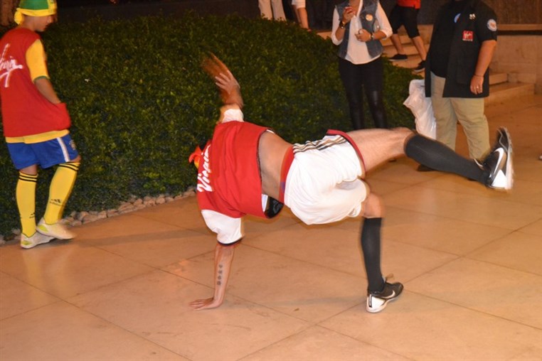 Virgin Megastore Lebanon Stunt at Uruguay Street