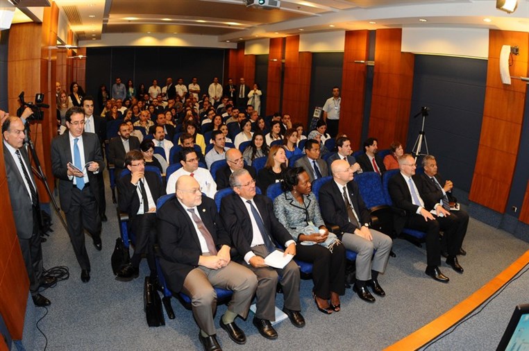 Clemenceau Medical Center Brings News of Multi-Treatment Approach on Cancer to the Middle East 