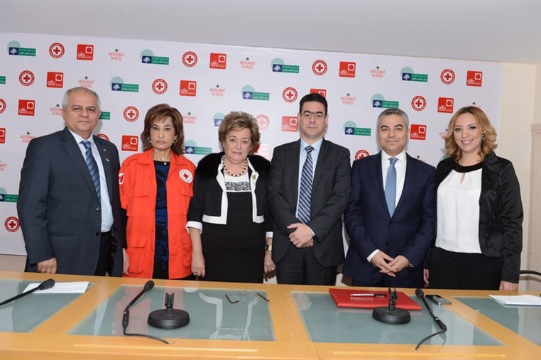Minister of Teleommunications Nicolas Sehnaoui Alfa and the Lebanese Red Cross signs a sponsorship agreement