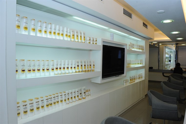 Pantenes hair retreat gives women a treat  At The Hair Avenue by Steve in Lebanon 