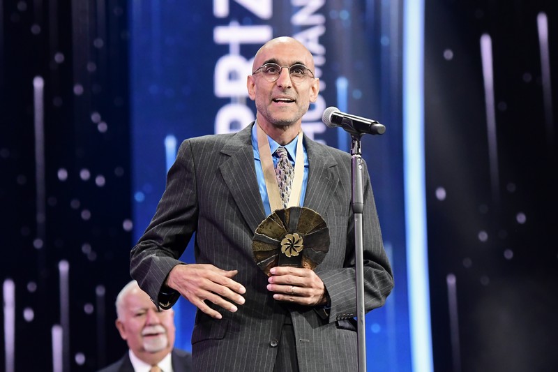 $1.1 Million Aurora Prize for Awakening Humanity Awarded to Dr. Tom Catena