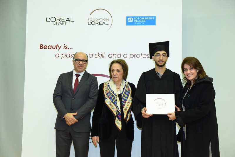 L’Oréal officiates the technical institute graduates of Beauty for a Better Life