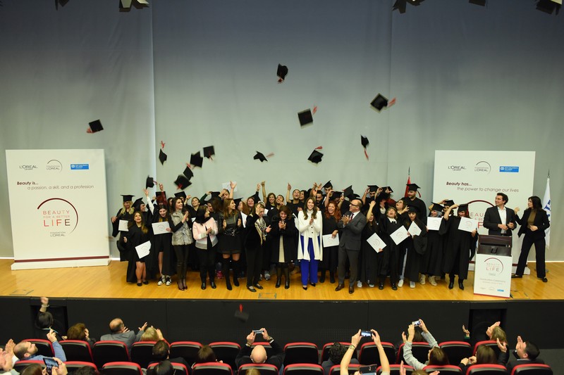 L’Oréal officiates the technical institute graduates of Beauty for a Better Life