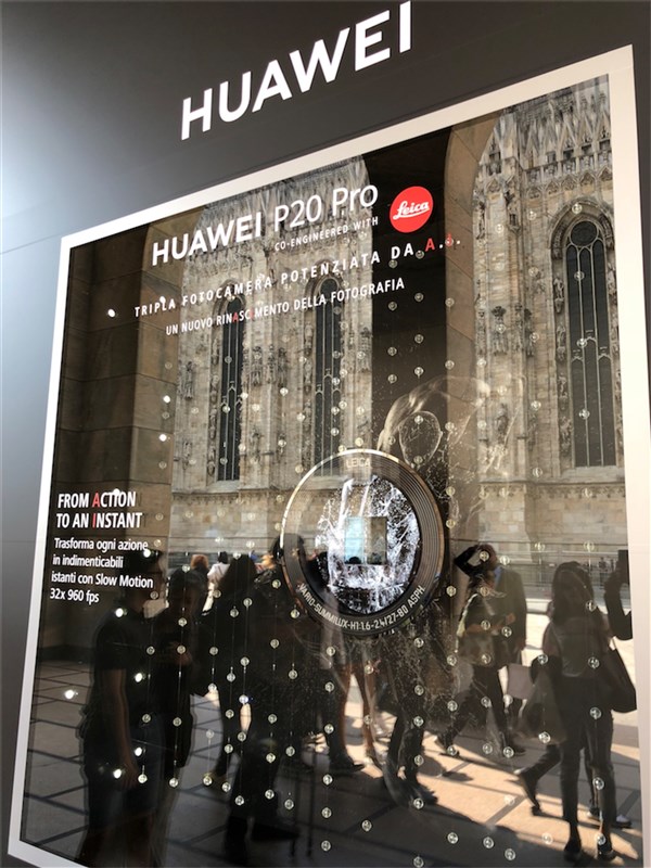 Huawei Experience Store in Europe Wows Guests and Saves Energy