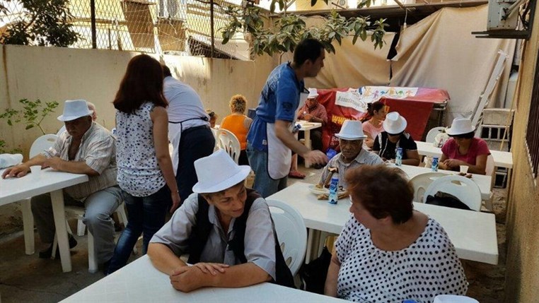 Raouché Arjaan by Rotana hotel offers lunch for elderly at Bassma NGO’s restaurant
