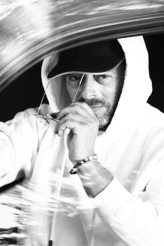 Badih Abou Chakra releases song about freedom and love