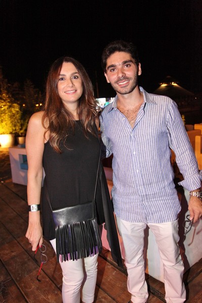 Motifashion bracelets by FEED lift morale of the Lebanese 