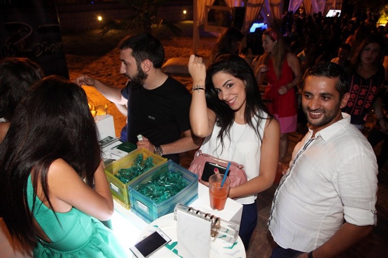 Motifashion bracelets by FEED lift morale of the Lebanese 