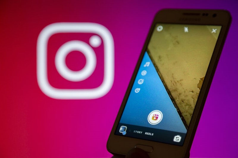 In Video: Instagram Revives Old App Icons For 10th Birthday