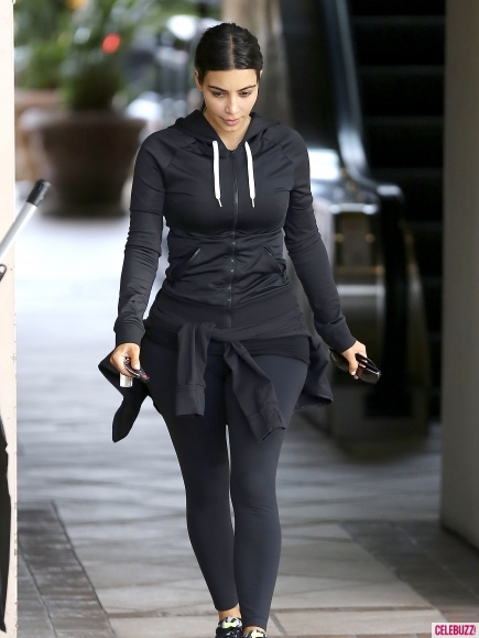 Kim Kardashian goes make-up free as she hits the gym