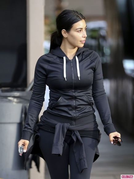 Kim Kardashian goes make-up free as she hits the gym
