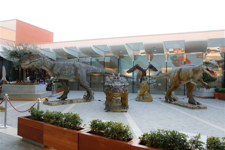 The ‘Living Dinosaurs’ exhibition exclusively at City  Centre Beirut