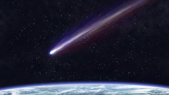 In Video: The moment of a meteor explosion lighting up the sky of a city in Brazil