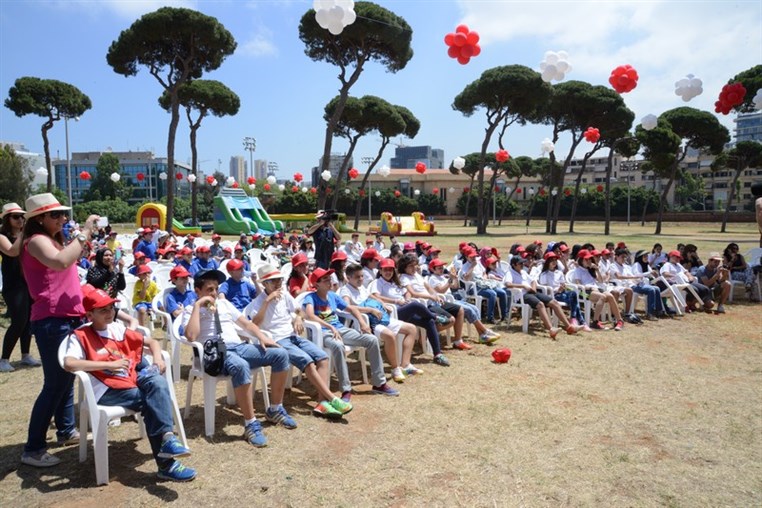 Happiness Heroes celebrate in their own Way the Achievements of the Project Machrou3 L Jil L Jdid for 2014