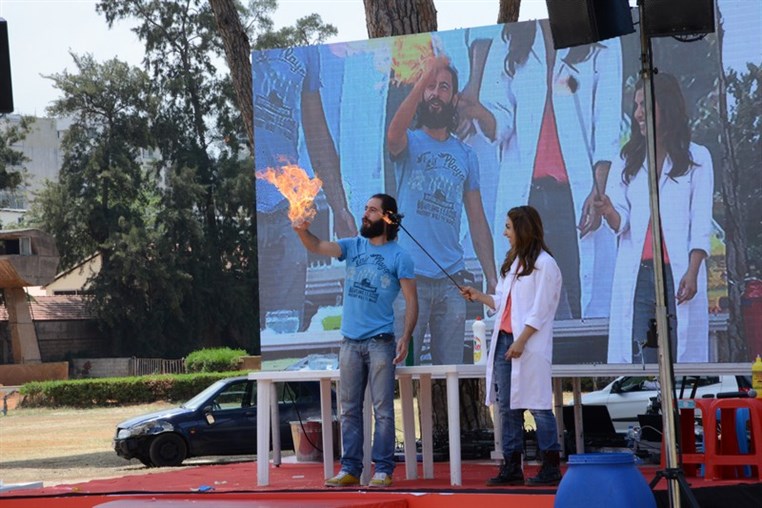 Happiness Heroes celebrate in their own Way the Achievements of the Project Machrou3 L Jil L Jdid for 2014