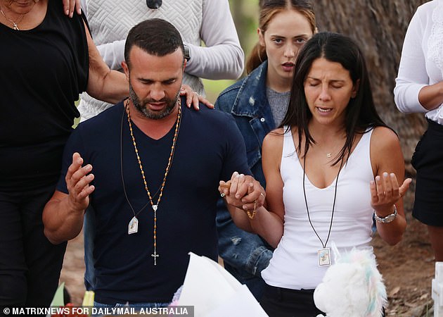 Thousands gather to farewell Abdallah kids in Australia