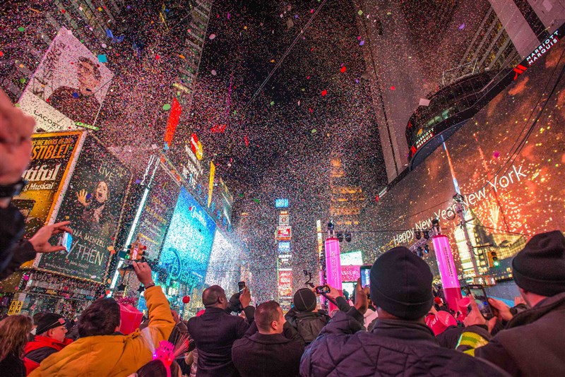 Times Square New Year's Eve Ball Drop will have no spectators for the first time since 1907