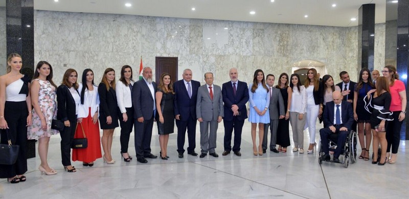 الاوتيفي في عيدها العاشر تقتحم القصر الجمهوري وتحول مبنى المونتيفردي إلى مسرح كبير في الهواء الطلق على مدى 18 ساعة من البث المباشر.