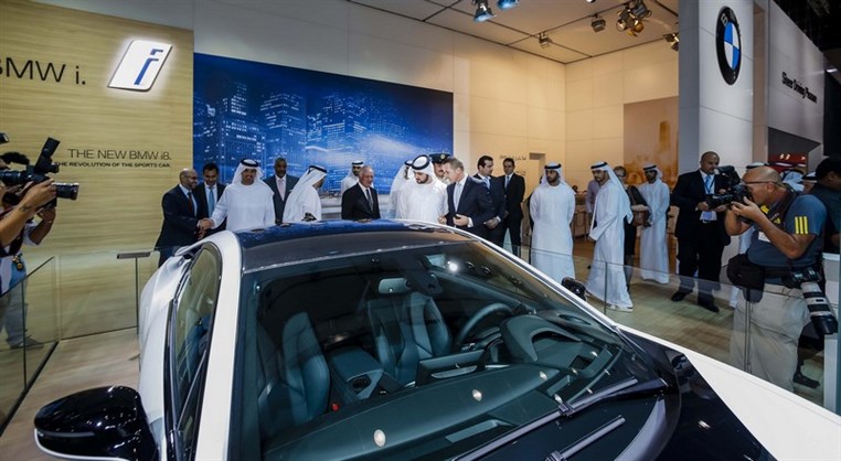 BMW Steals the Limelight at the Dubai International Motor Show 2013 