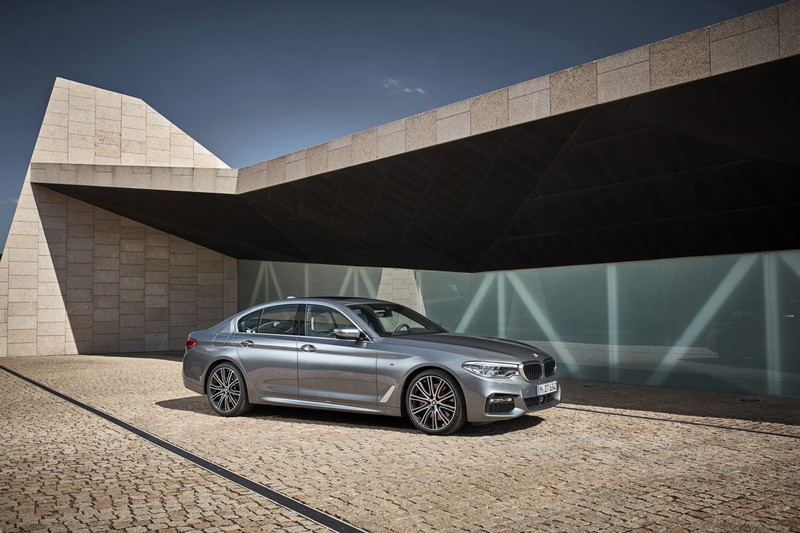 Celebrating success in connectivity and design: BMW racks up six awards from German magazines.