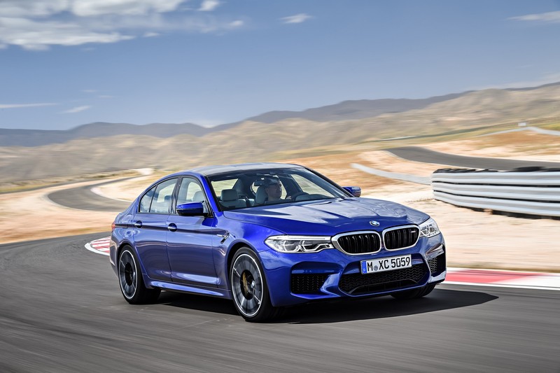 The BMW M5: State-of-the-art driving dynamics