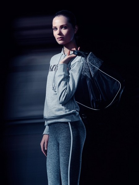 Oysho moves at the speed of light to position its gymwear collection at the cutting edge of fashion for the fall-winter 14 season  