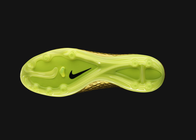 Neymar Jr. and Nike Introduce Gold Hypervenom Special Edition