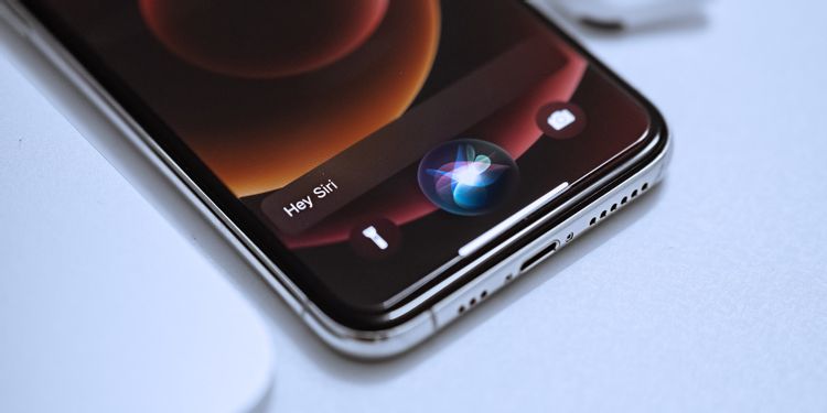 Future Apple Devices Could Recognize Your Voice with No Microphone Required
