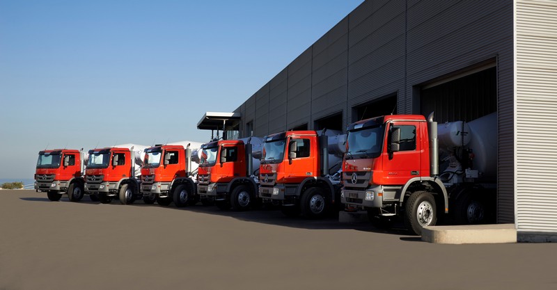 Mercedes-Benz retains Number1 in Commercial Vehicles in Lebanon by achieving  record-breaking sales in 2017