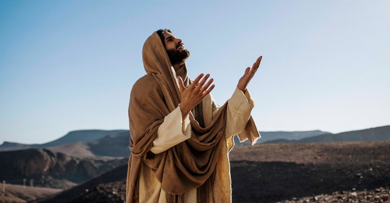 Mike Massy plays Jesus Christ on French Theater