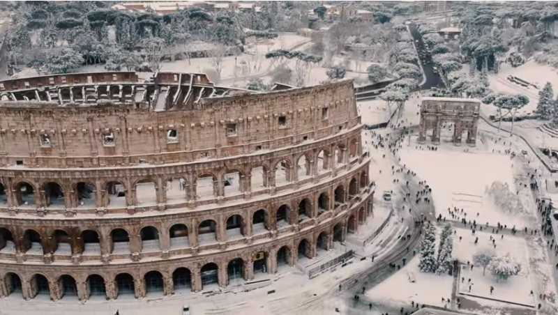 Rome sees first snowfall in years