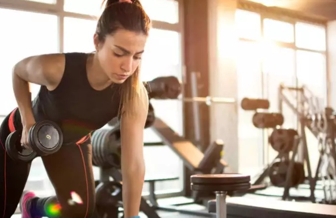 Follow these 7 rules to keep yourself safe at the gym during coronavirus