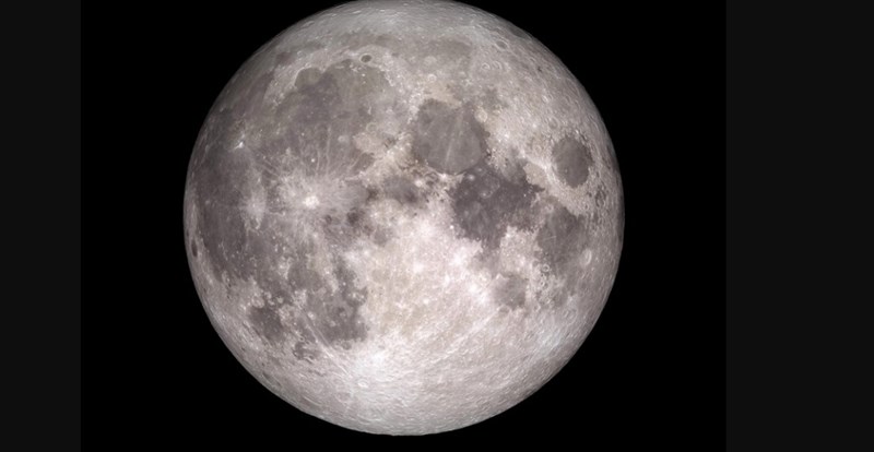NASA Unveils Plan to Land First Woman on the Moon in 2024