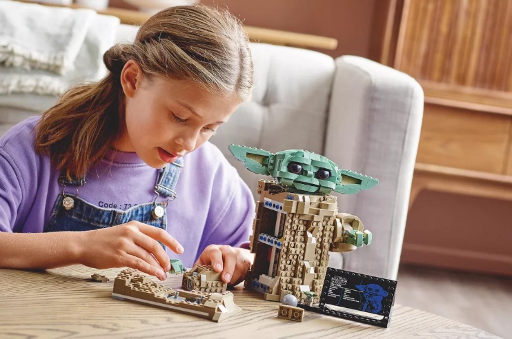 In Video: Lego Builds Life-Size Baby Yoda Model